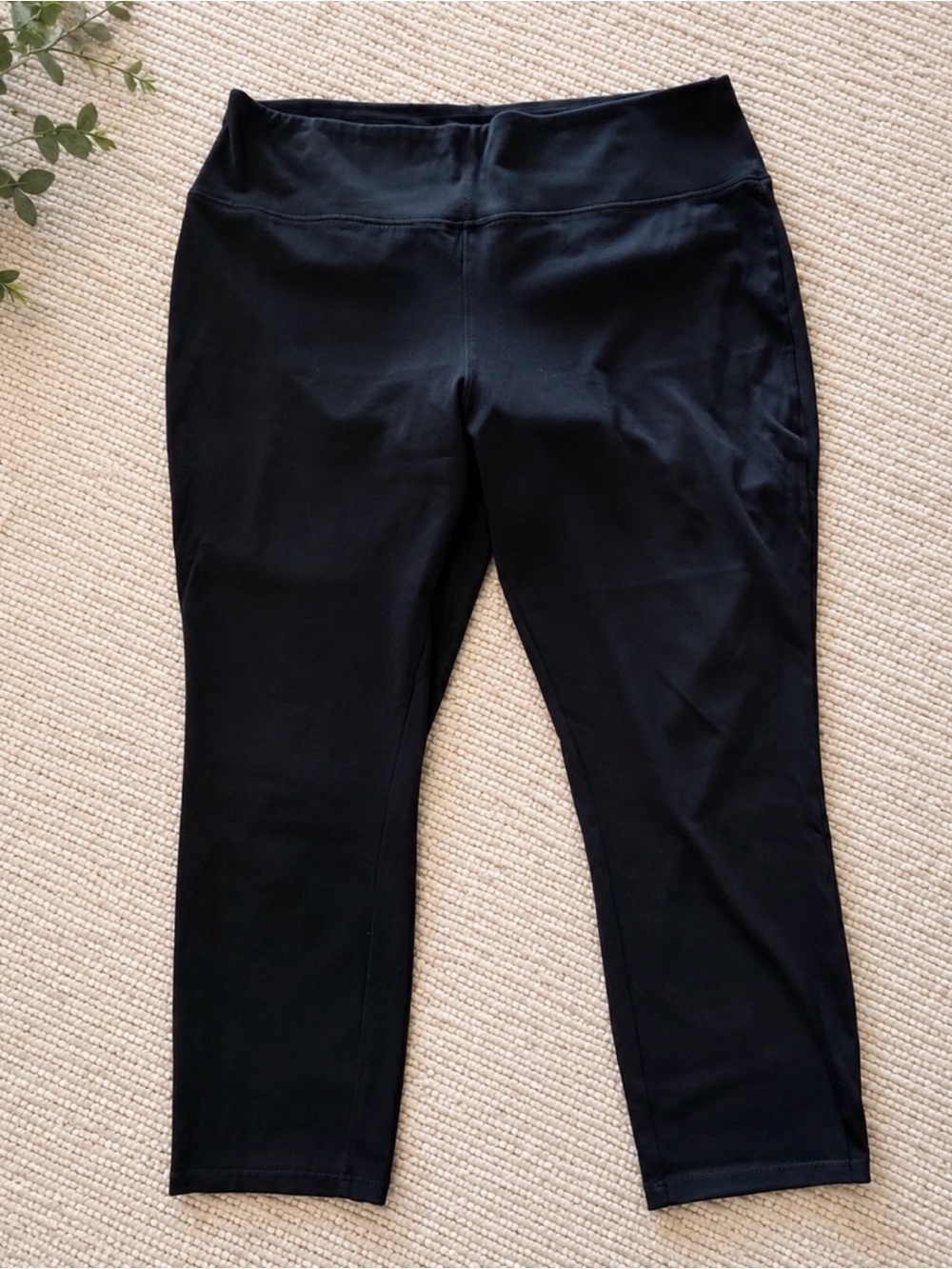 Black High Rise Cropped Capri Leggings XL Athletic Yoga Workout Athleisure